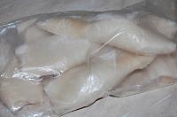 Salata cu calamari si porumb - Pas 1