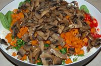 Salata de conopida cu dovleac copt si ciuperci - Pas 10