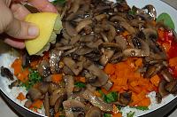 Salata de conopida cu dovleac copt si ciuperci - Pas 11