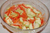 Salata de dovlecei si legume marinate - Pas 6