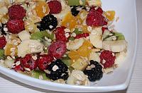 Salata de fructe cu seminte si cereale - Pas 7