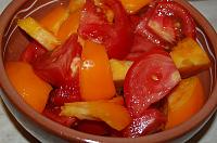 Salata de rosii cu iaurt - Pas 1