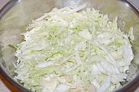 Salata de varza cu sfecla rosie si morcovi - Pas 2