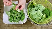 Salata verde cu mere si nuci - Pas 1