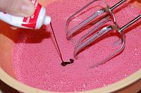 Tort Red Velvet, varianta rapida - Pas 4