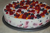 Tort rapid fara coacere, cu fructe si smantana - Pas 14