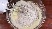 Turta dulce la tava, moale si pufoasa - Pas 9