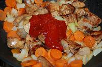 Varza calita cu carne si cartofi - Pas 3