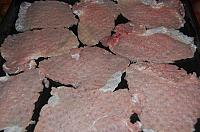 Carne de porc cu cascaval si ceapa, la cuptor - Pas 3