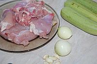 Chiftelute de pui cu dovlecei, la cuptor - Pas 1
