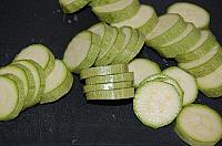 Chiftelute de pui cu dovlecei, la cuptor - Pas 4