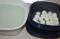 Papanasi fierti, in stil Tupperware - Pas 9