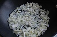 Paste cu somon si rosii - Pas 1