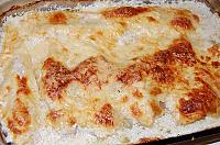 Piept de pui cu sos de usturoi si cascaval la cuptor - Pas 4