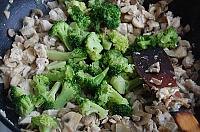 Quiche(Tarta) cu pui, ciuperci si broccoli - Pas 4