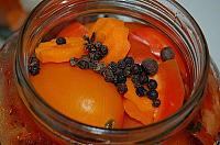 Rosii marinate la borcan - Pas 6