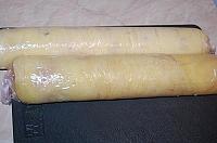 Rulada de cascaval cu somon afumat - Pas 7
