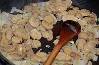 Rulada de pui invelita in cascaval - Pas 3