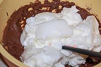 Rulada rapida cu branza si ciocolata - Pas 7
