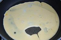 Salata cu piept de pui, omleta si porumb - Pas 3