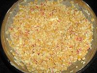 Salata cu surimi si porumb - Pas 6