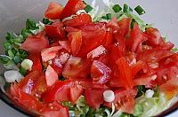 Salata cu varza, mazare si rosii - Pas 2