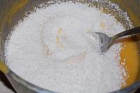 Tort cu crema de piersici, de post - Pas 17