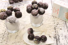 Cake Pops cu banane și ciocolată