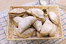 Milopitakia - biscuiți grecești umpluți cu mere, de post