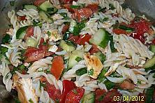 Salată de paste cu legume