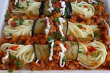 Spaghete împachetate în vinete