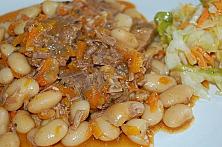 Mâncare de fasole scăzută cu carne de vită și legume