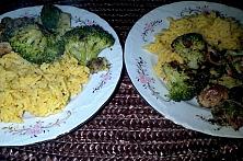 Orez curry și broccoli