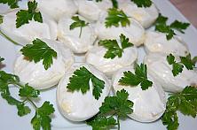 Ouă umplute