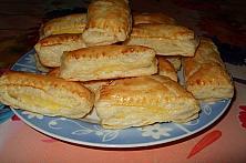 Pateuri cu brânză