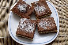 Prăjitură cu brânză cu foi și cacao