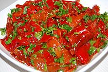 Salată de ardei copți