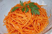 Salată de morcovi coreeană