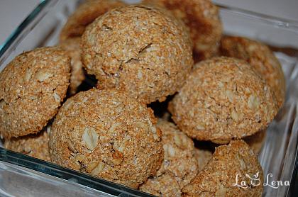 Biscuiți cu nucă de cocos și ovăz (de post)