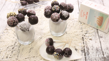 Cake Pops cu banane și ciocolată