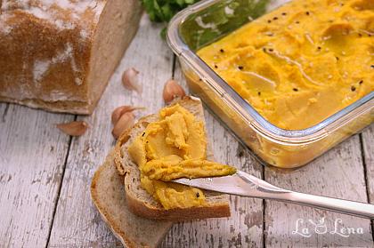 Hummus de linte și cartofi dulci
