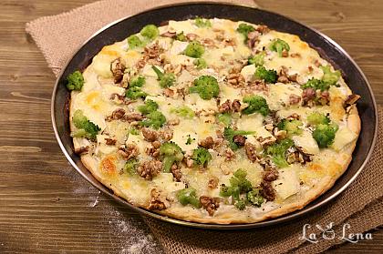 Pizza cu broccoli și nuci
