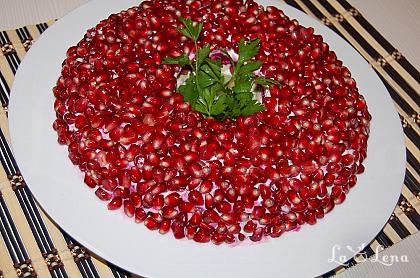 Salată "Brățara Roșie"
