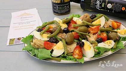 Salată Nicoise - cu ton și legume