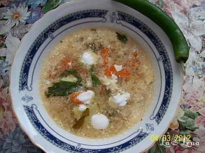 Ciorbă de legume dreasă cu ou și smântână