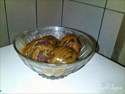 Înghețată de cacao (pe zăpadă)