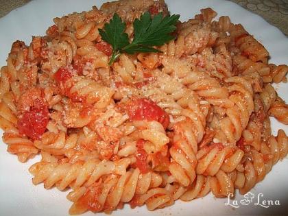 Paste "Fusilli" cu ton