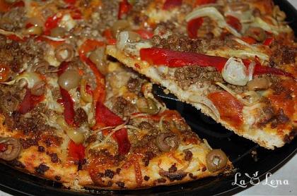 Pizza cu Za'tar și carne tocată