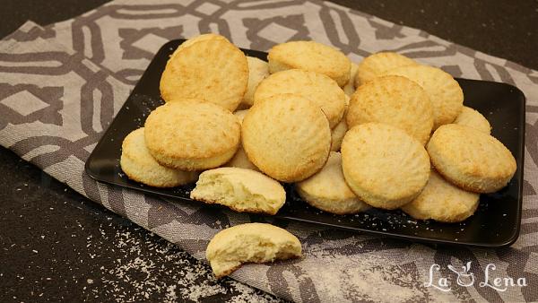 Biscuiti Cu Fulgi De Cocos Fragezi Aromati Si Crocanti Lalena Ro