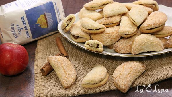 Biscuiți cu mere și scorțișoară